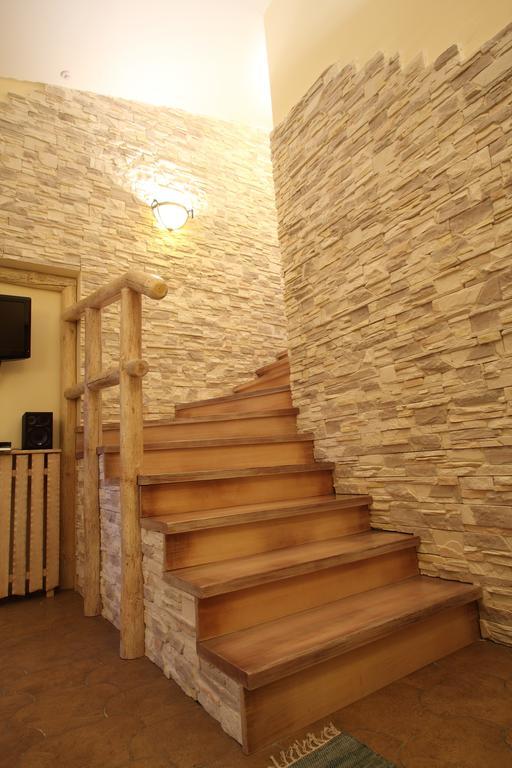 Park-Hotel Butenko Stable Protsev Екстериор снимка